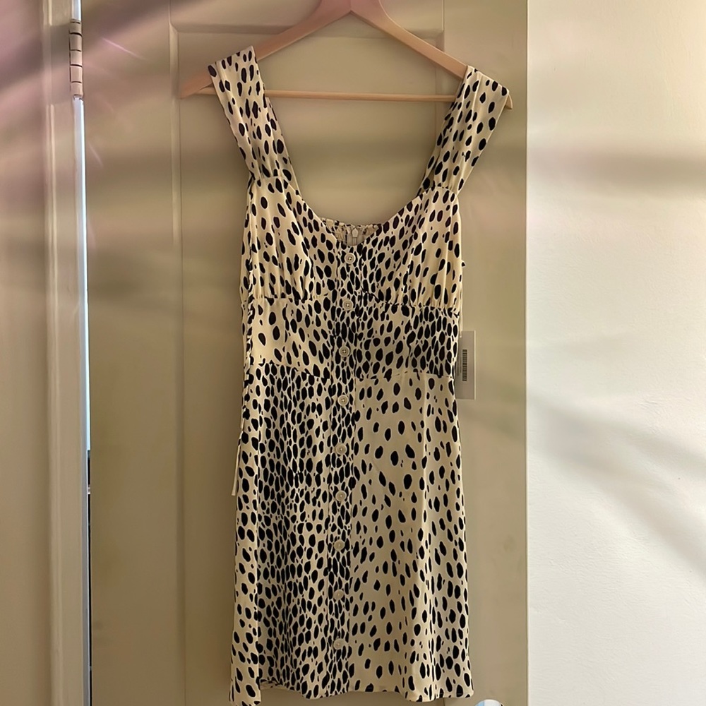 Reformation Cheetah dress size 6 NEW WITH TAG